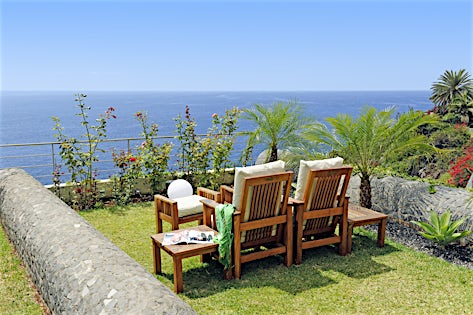 Madeira Regency Cliff